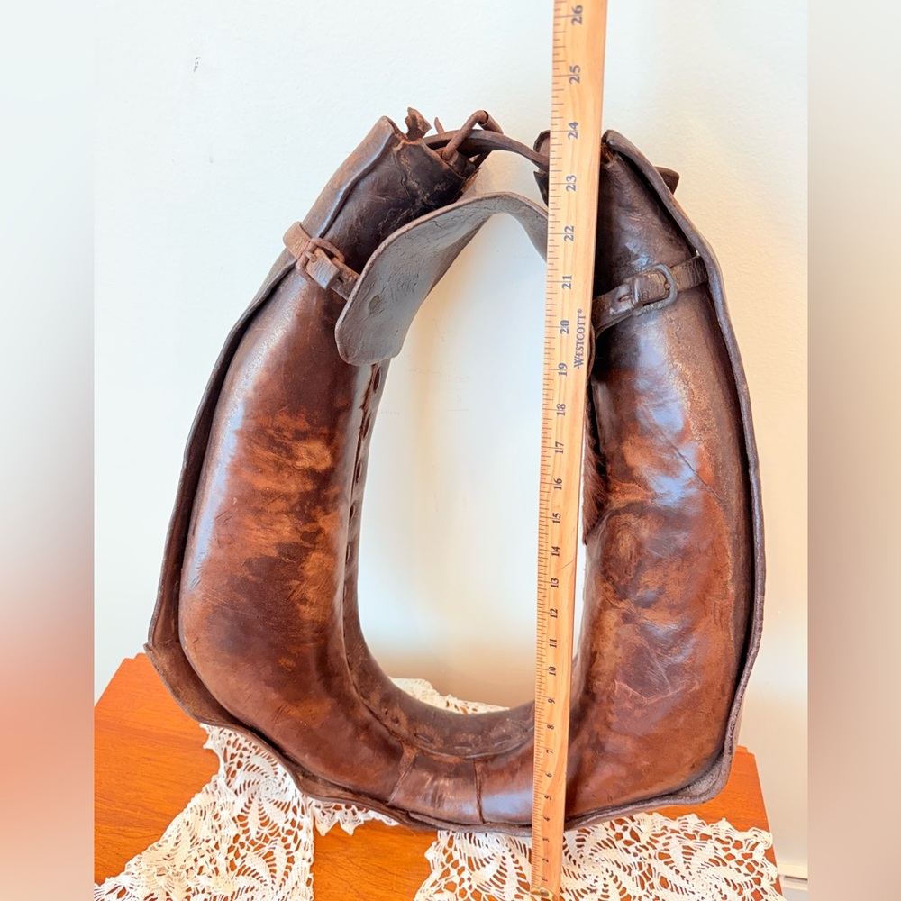 Vintage Antique leather Horse Collar | farmhouse | primitive farm tools decor - Picture 10 of 10